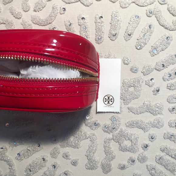 Tory Burch Makeup Bag - Picture 3 of 8